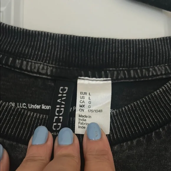 H&M Black Graphic Tee - Blondie Design - Picture 2 of 3